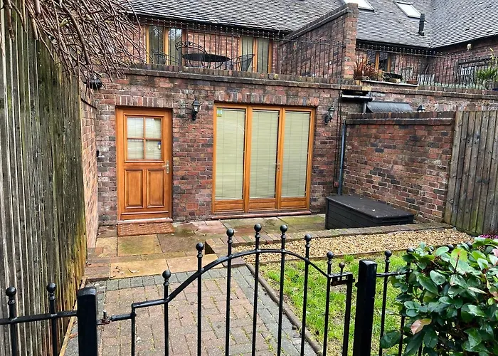 Tranquil Home In Jackfield