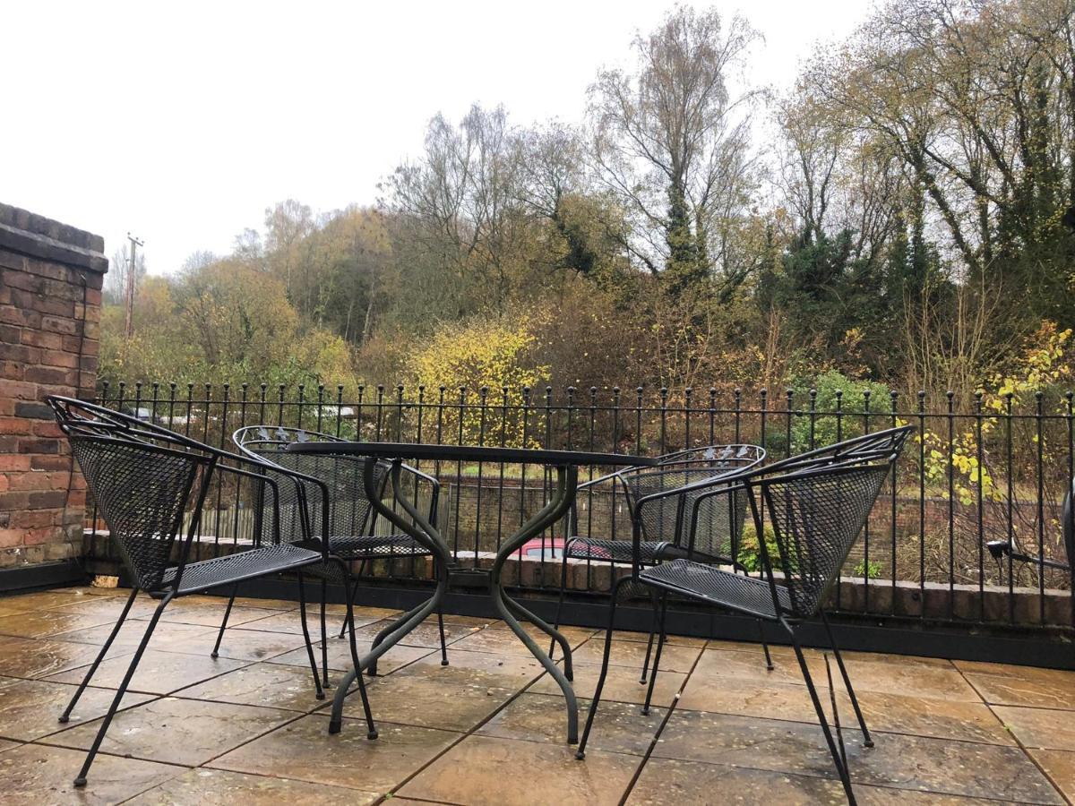 Tranquil In Jackfield *