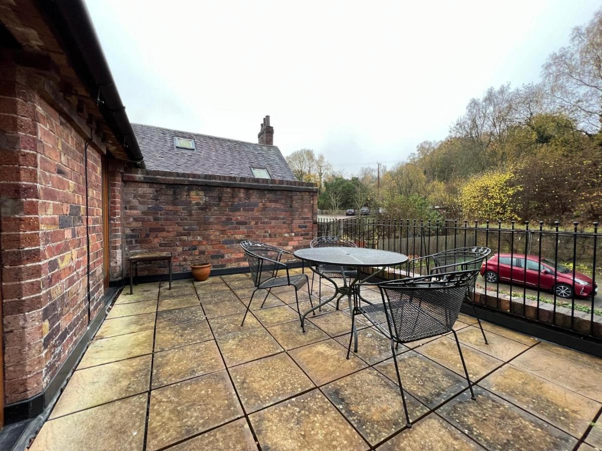 Tranquil In Jackfield *